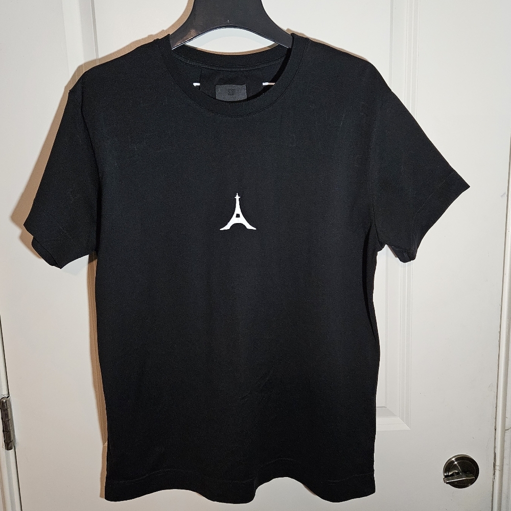 GIVENCHY Eiffel Tower Back Logo T-shirt Men's Size Medium